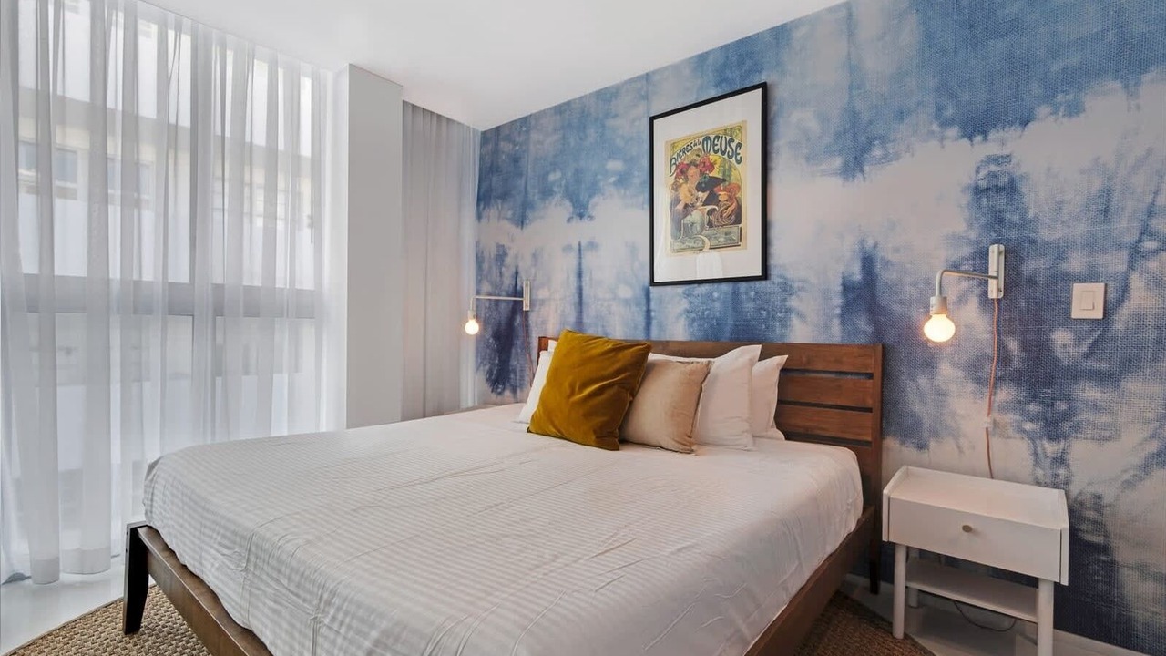 Photo of Bedroom in South Pointe