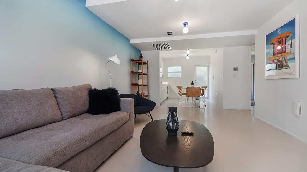 Photo of Livingroom in South Pointe