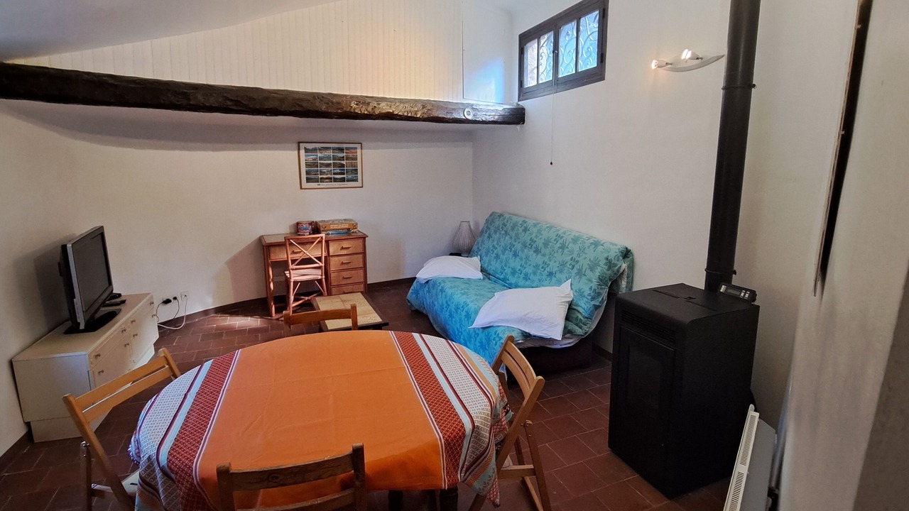 Photo of Livingroom in Sausses