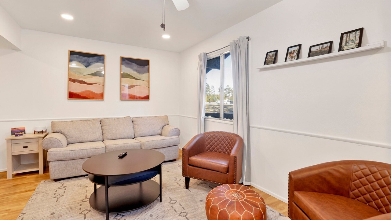 Photo of Livingroom in Big Bear