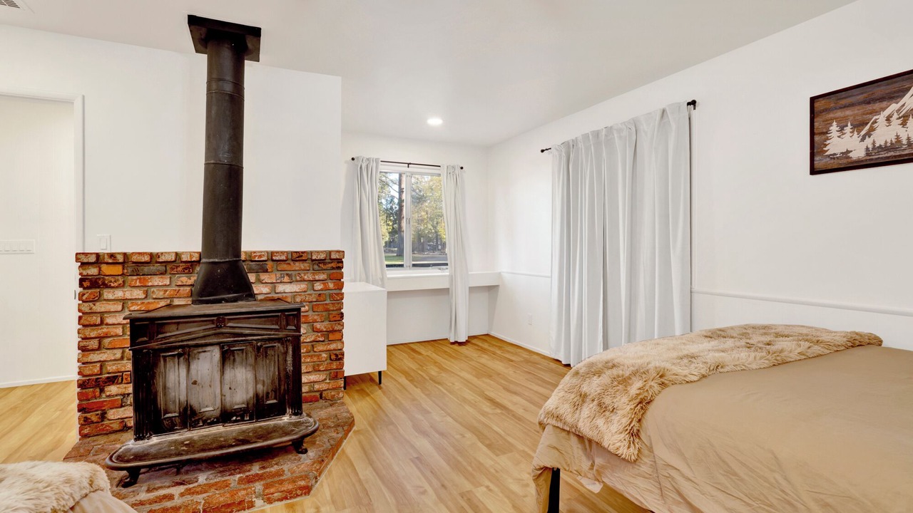 Photo of Bedroom in Big Bear