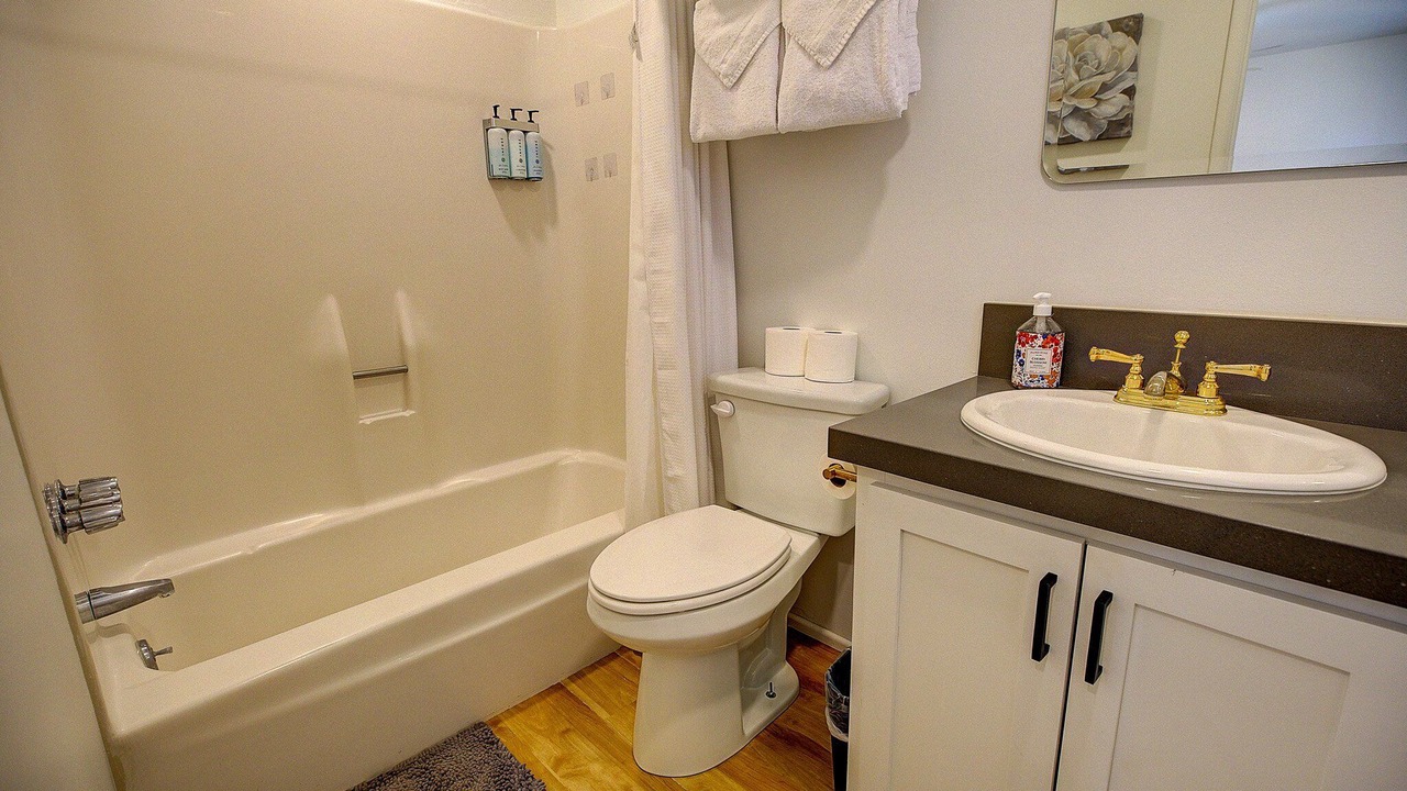 Photo of Bathroom in Big Bear