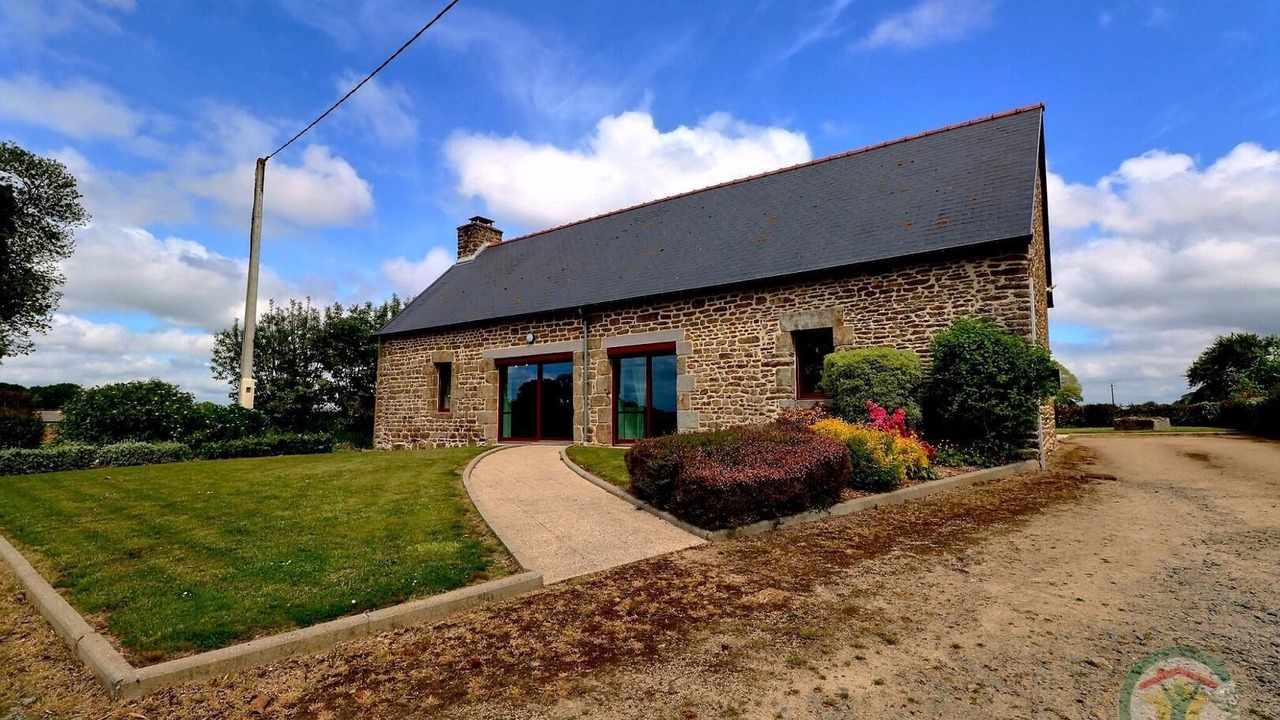 Photo of Outdoor in Le Chatellier