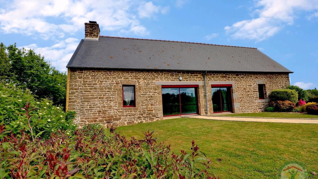 Photo of Outdoor in Le Chatellier