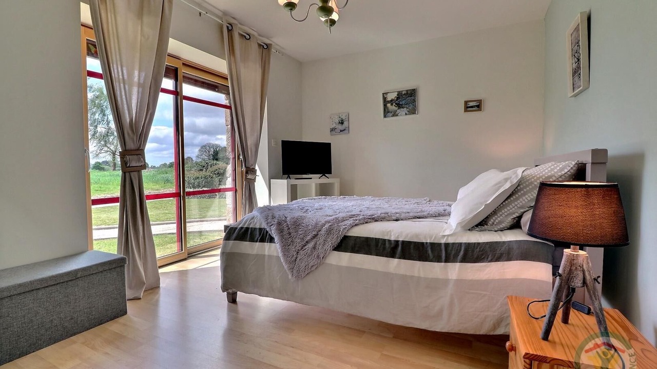 Photo of Bedroom in Le Chatellier