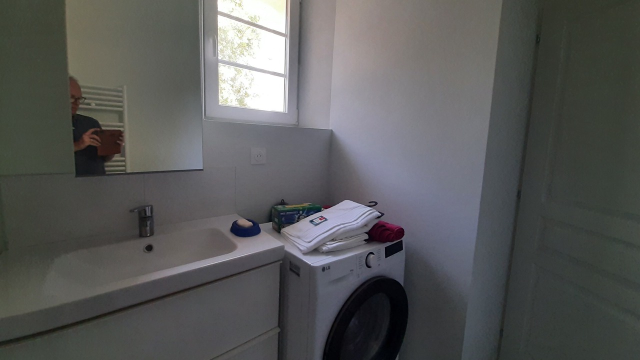 Photo of Bathroom in Curzon