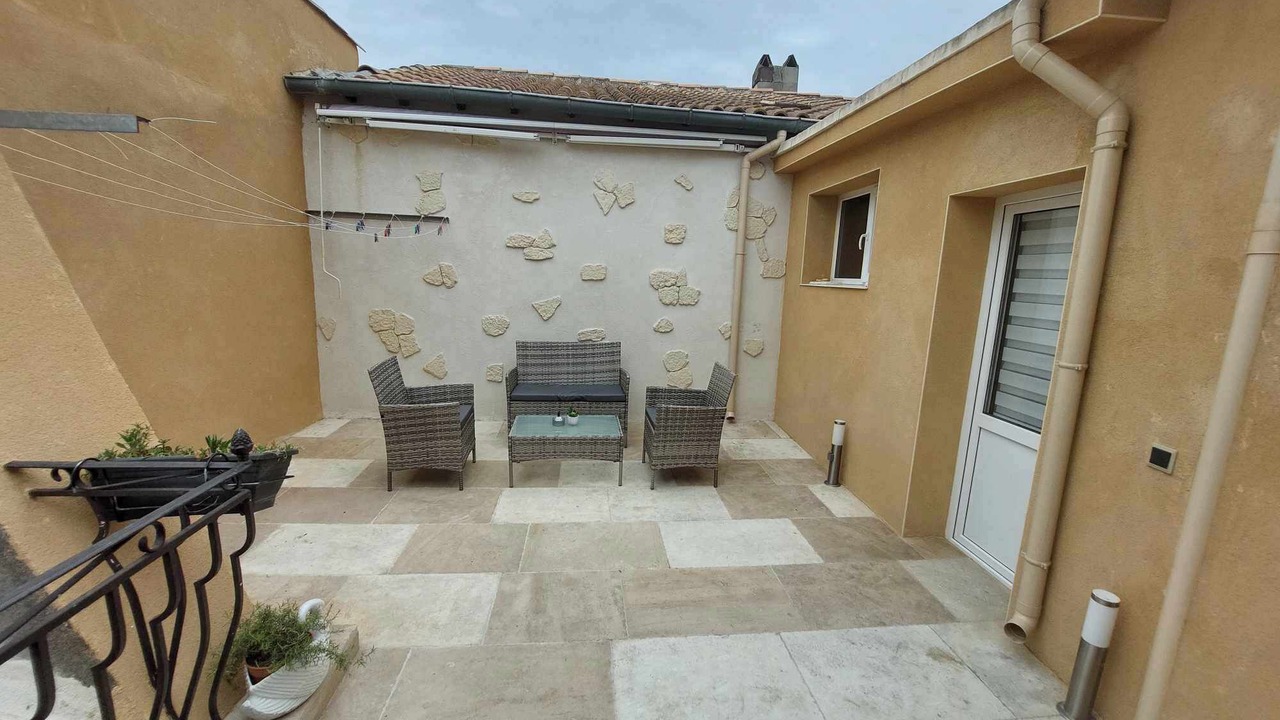 Photo of Patio Balcony in Tarascon