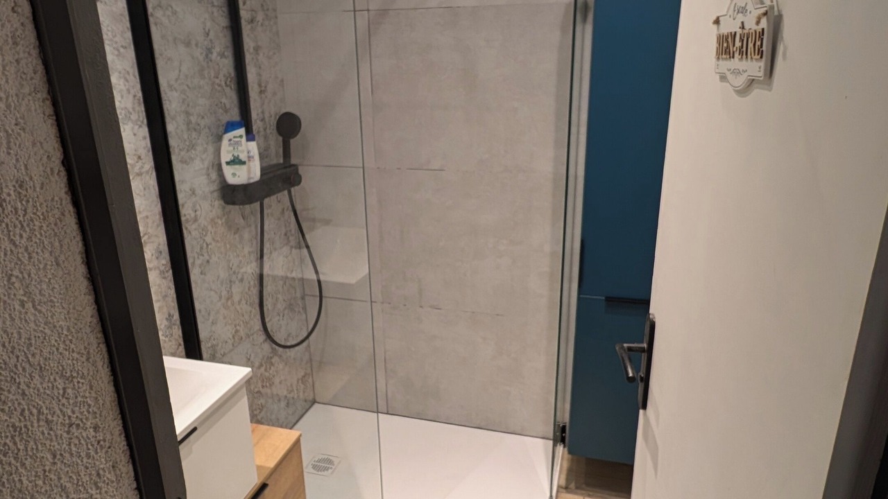 Photo of Bathroom in Laguiole