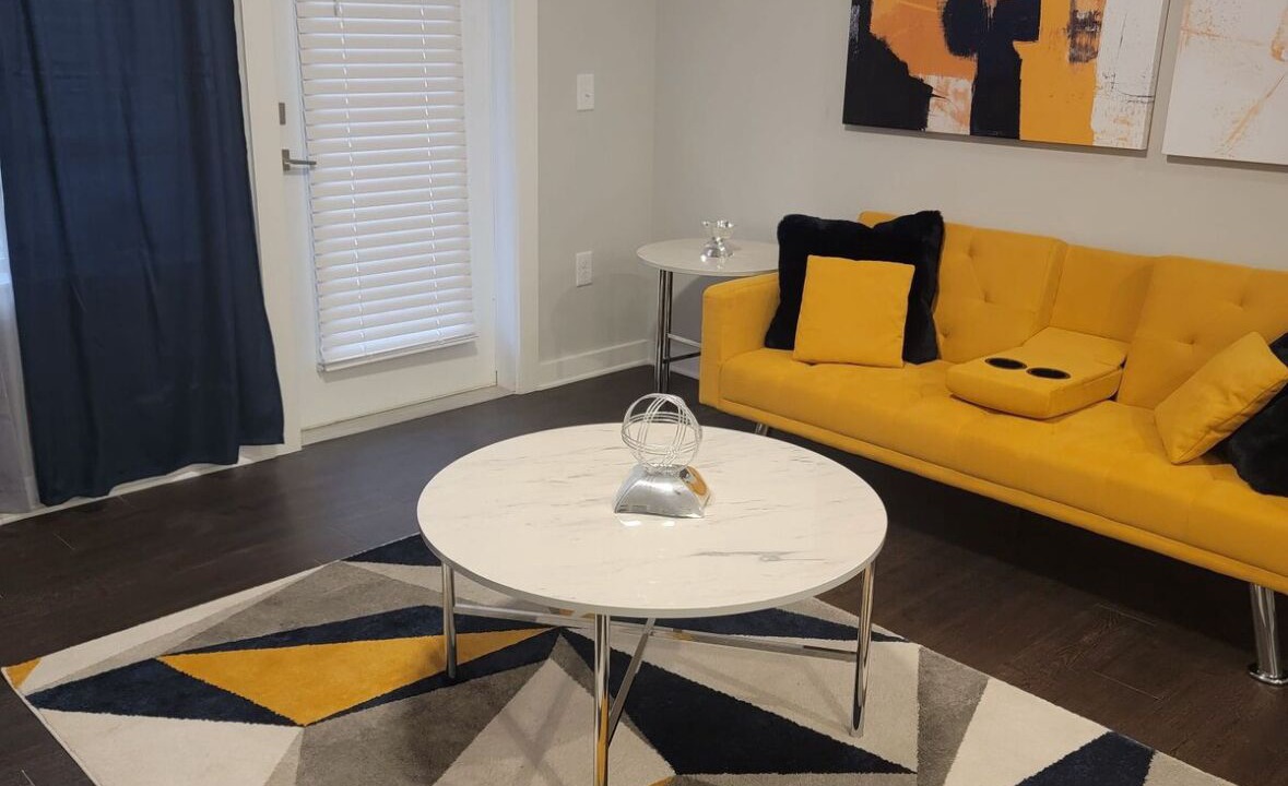 Photo of Livingroom in Mableton