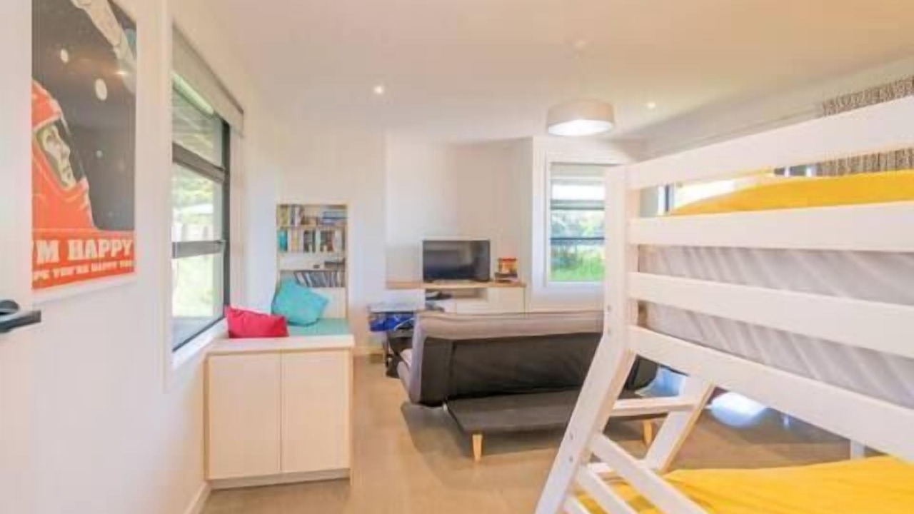 Photo of Bedroom in Rings Beach