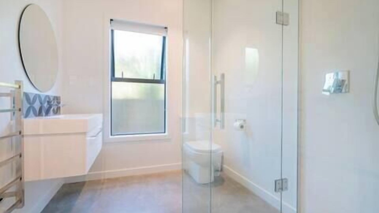 Photo of Bathroom in Rings Beach