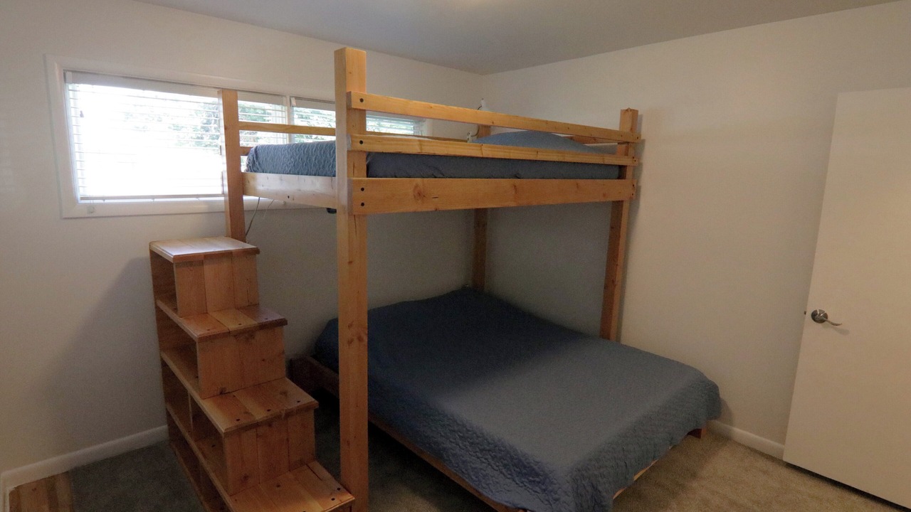 Photo of Bedroom in Cottonwood Heights