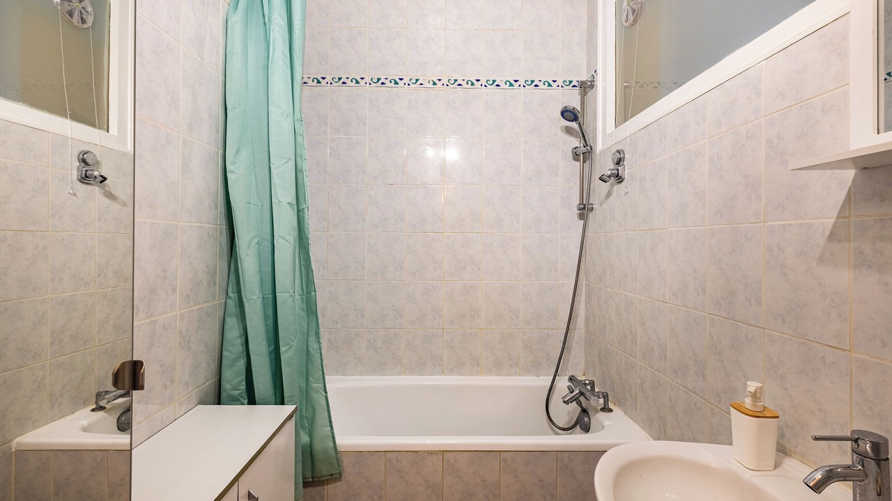 Photo of Bathroom in Bercy