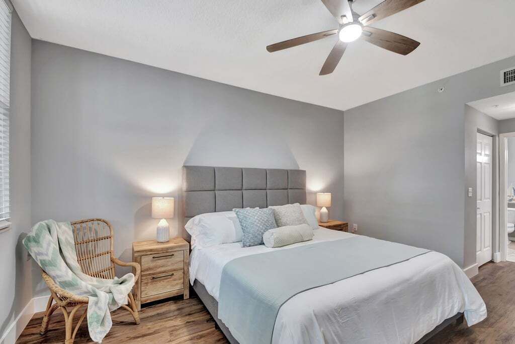 Photo of Bedroom in East Ocean Ave