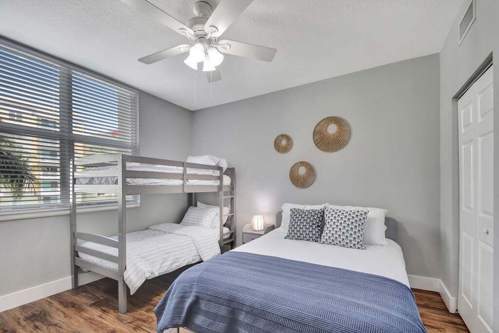 Photo of Bedroom in East Ocean Ave