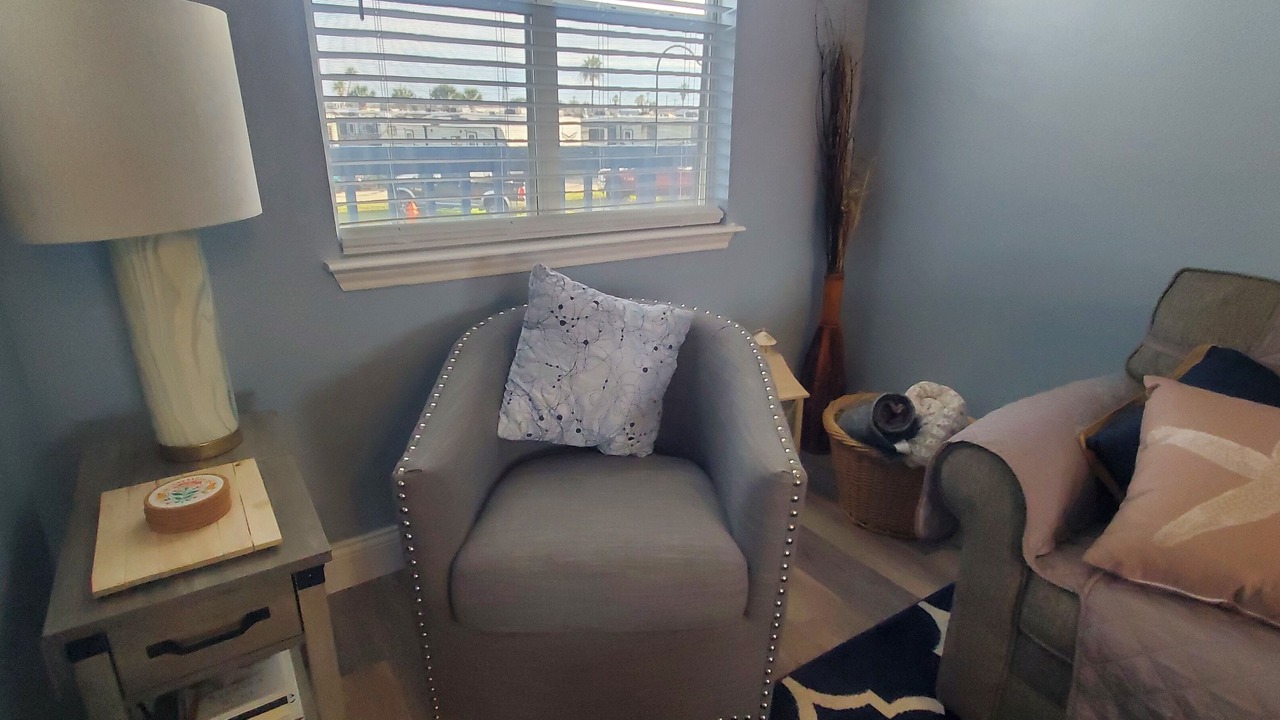 Photo of Livingroom in Leeward Sands