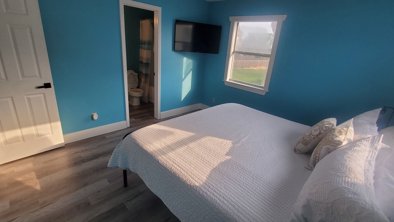 Photo of Bedroom in Leeward Sands