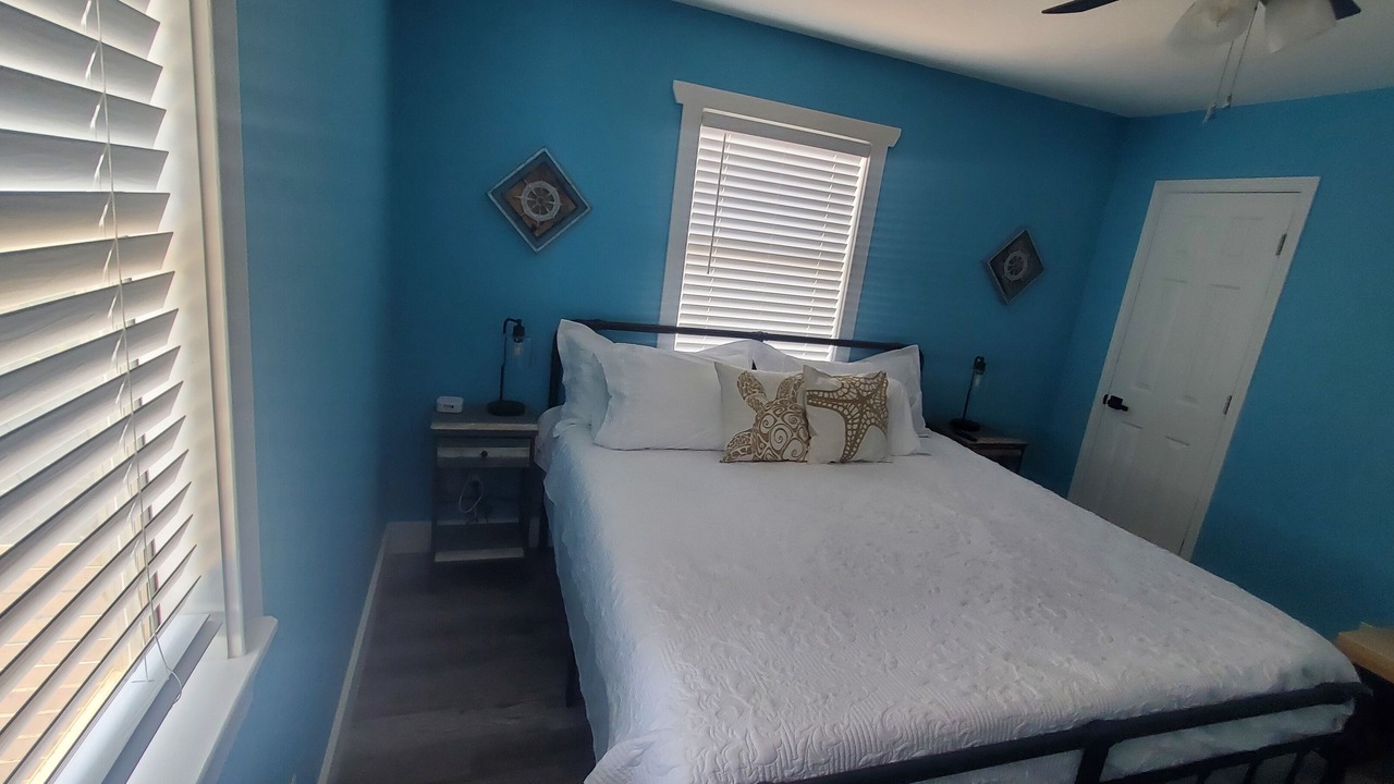 Photo of Bedroom in Leeward Sands