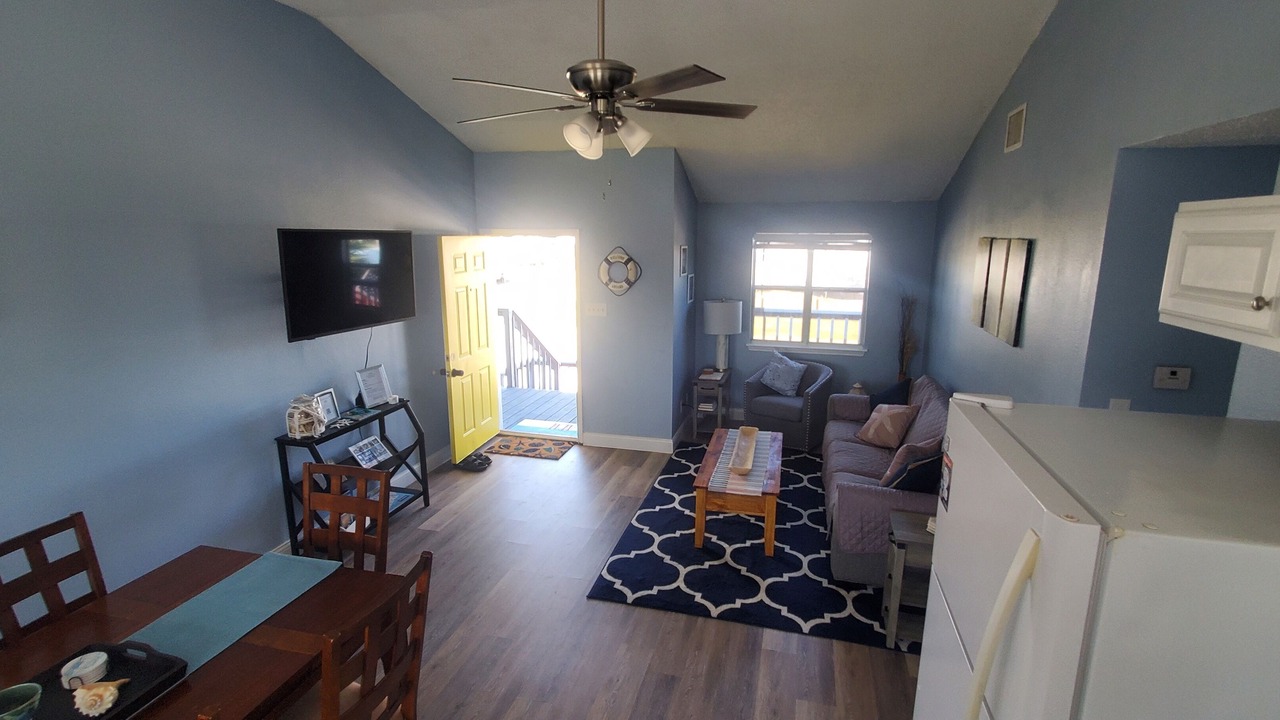 Photo of Livingroom in Leeward Sands