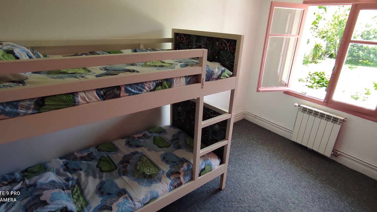 Photo of Bedroom in Saint-Simon-de-Bordes