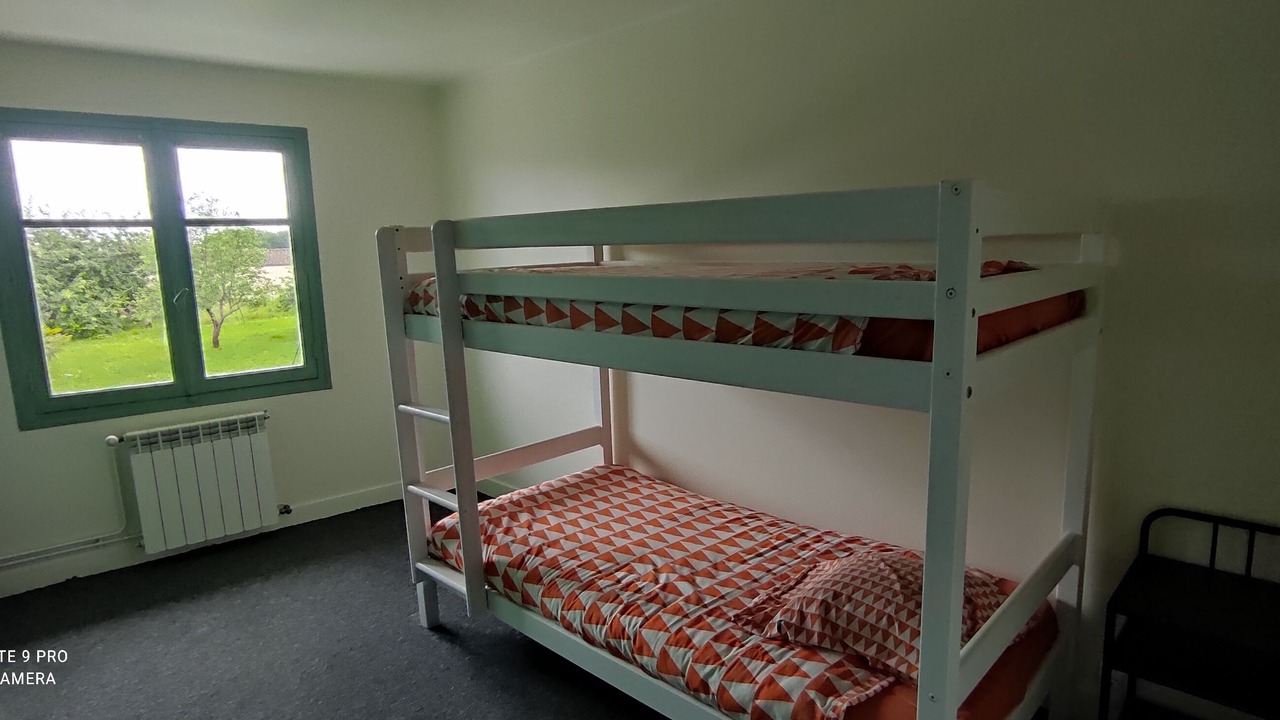 Photo of Bedroom in Saint-Simon-de-Bordes