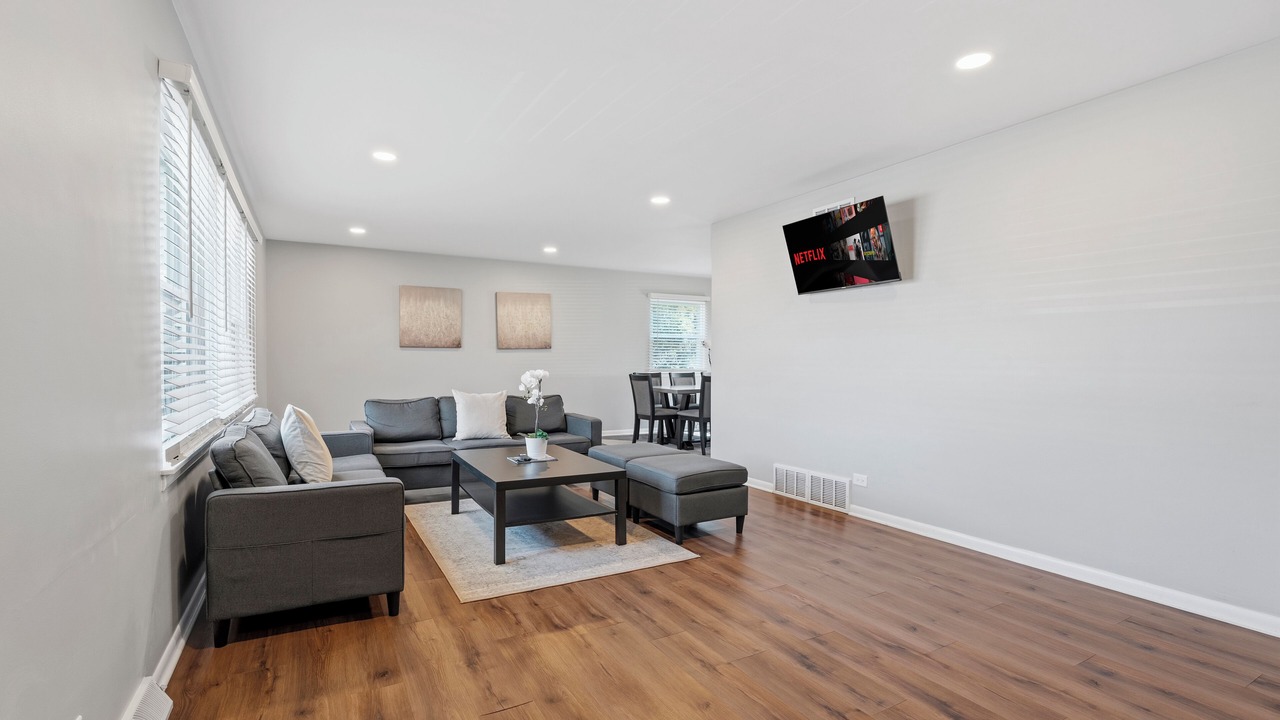 Photo of Livingroom in Naperville