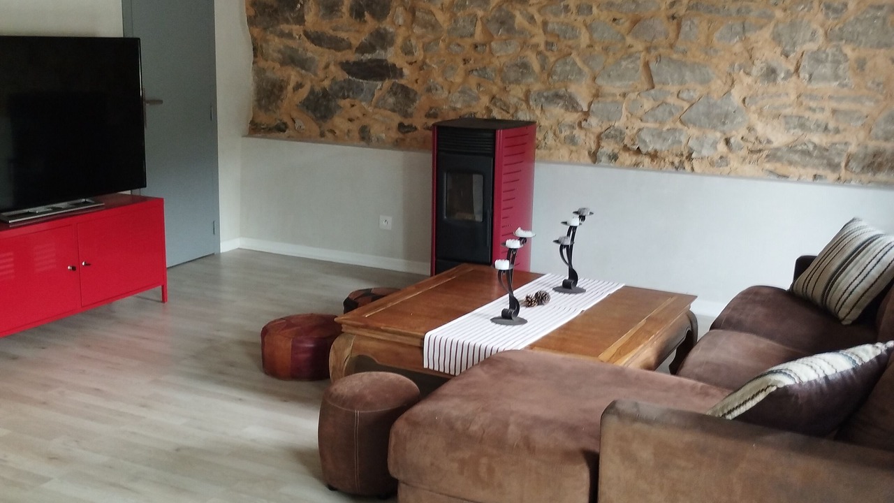 Photo of Livingroom in Saint-Vincent-de-Reins