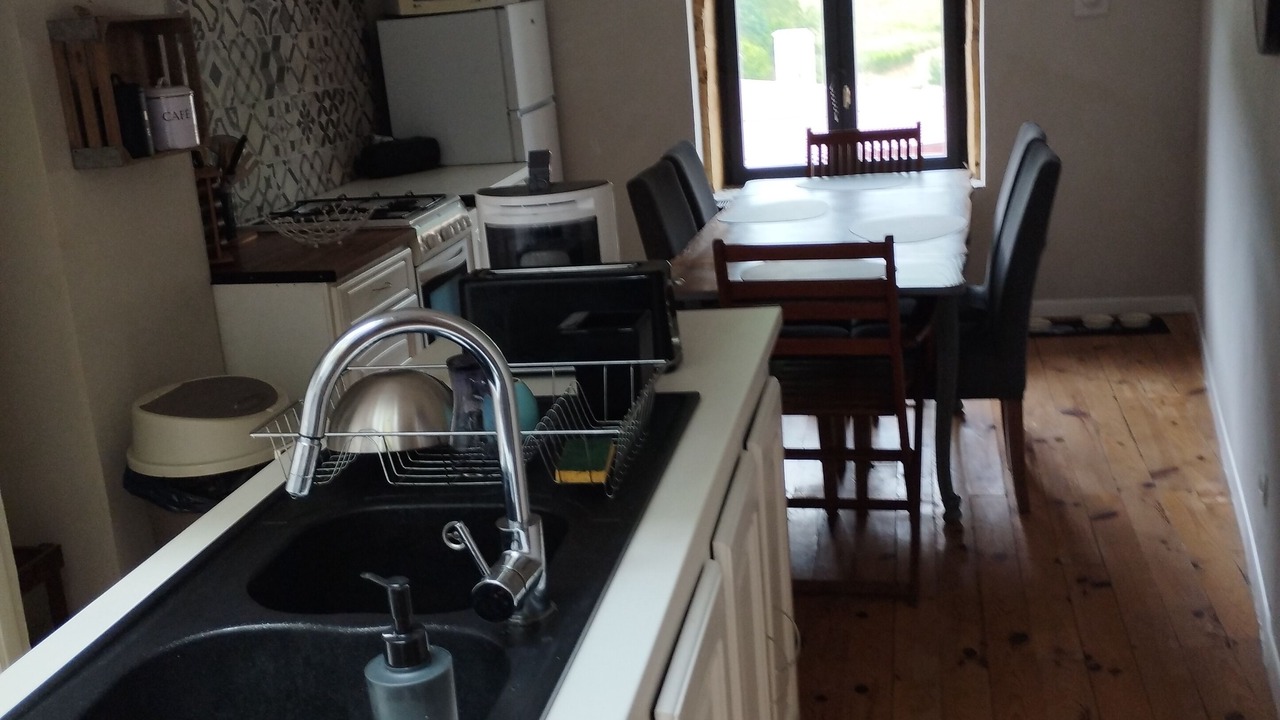 Photo of Kitchen in Saint-Vincent-de-Reins