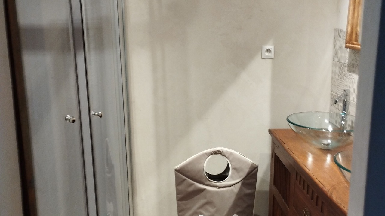 Photo of Bathroom in Saint-Vincent-de-Reins
