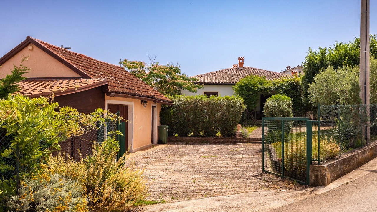 Photo of Outdoor in Kadumi