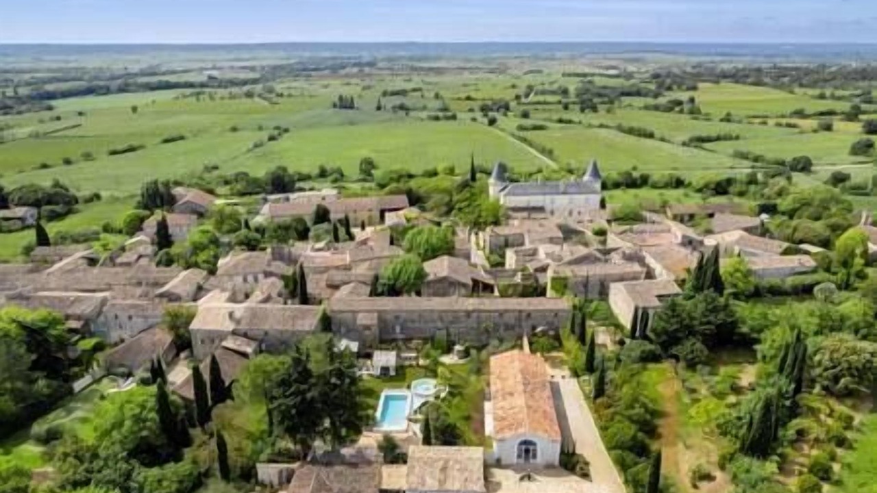 Photo of Others in Aubussargues