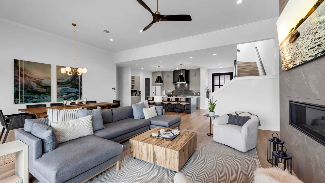 Photo of Livingroom in Burnet