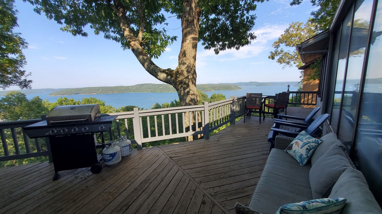 Photo of Patio Balcony in Lost Bridge Village
