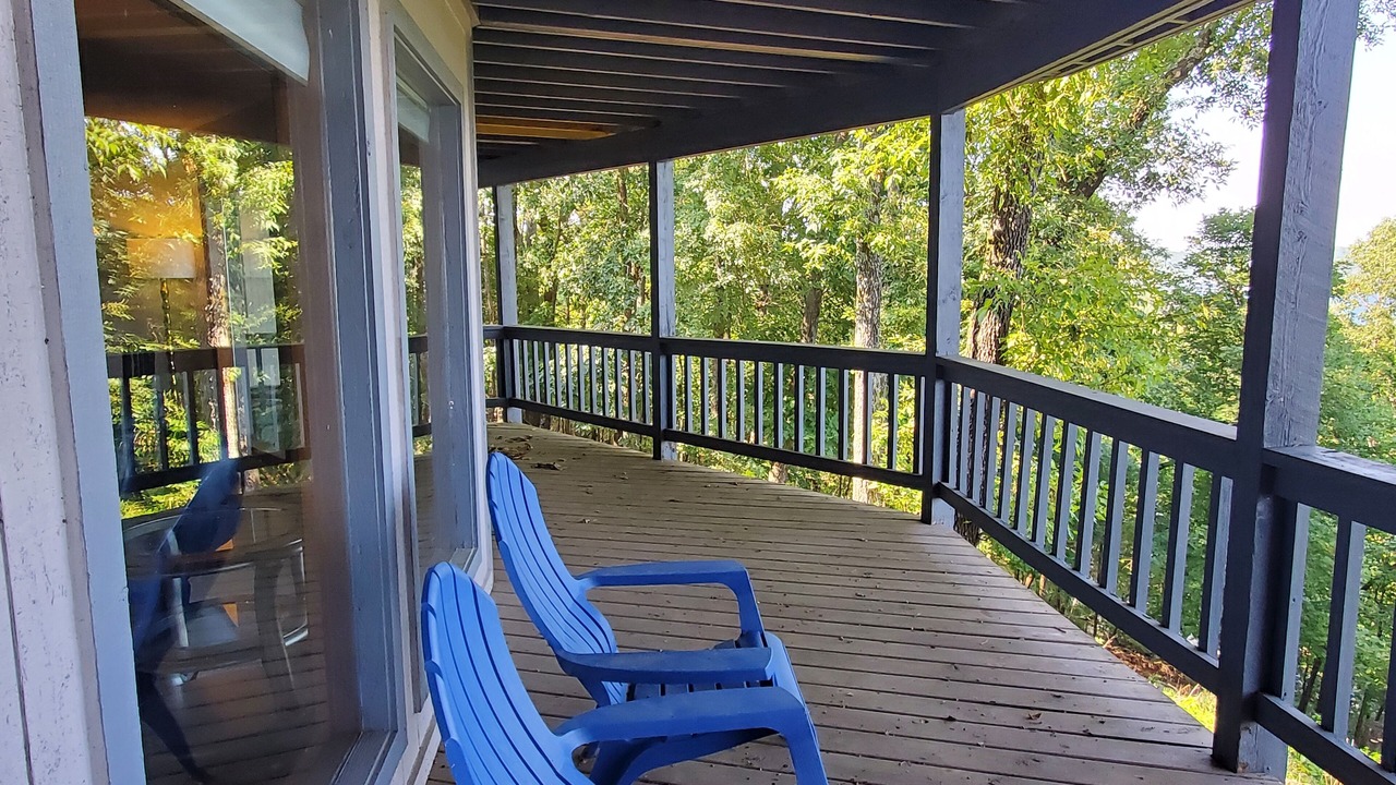 Photo of Patio Balcony in Lost Bridge Village