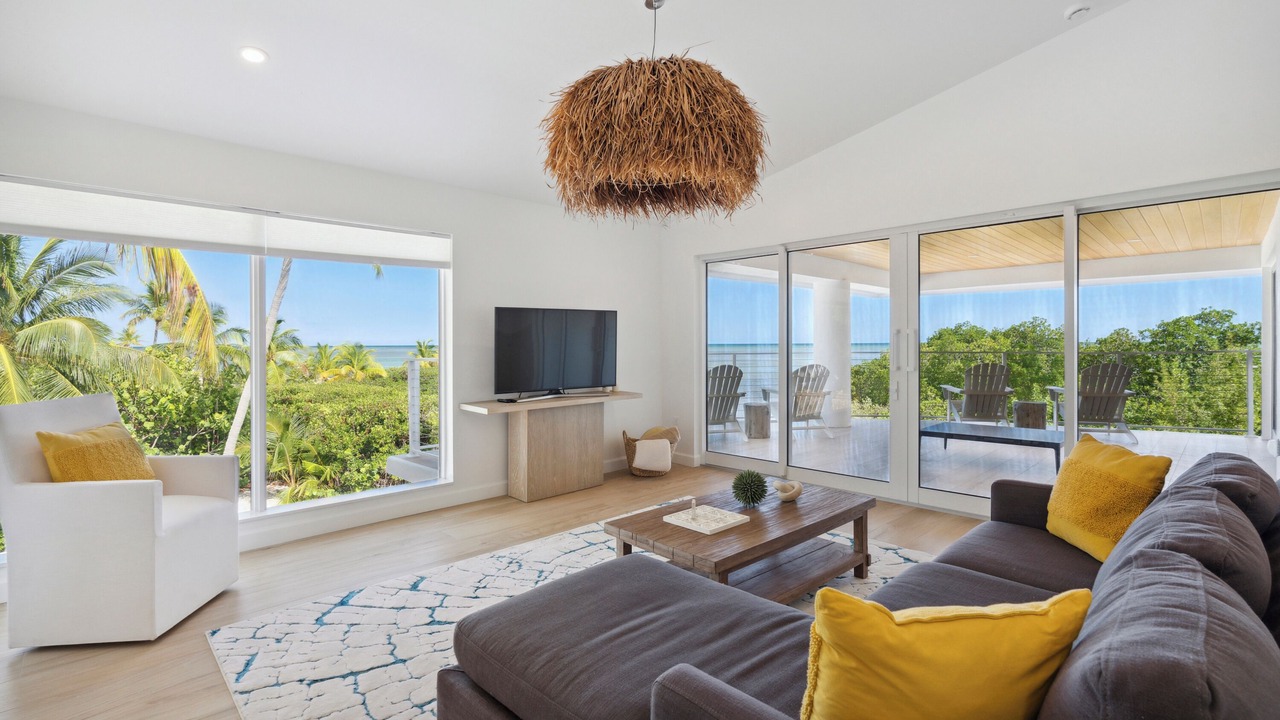 Photo of Livingroom in Islamorada