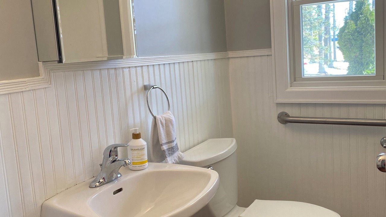 Photo of Bathroom in Youngstown