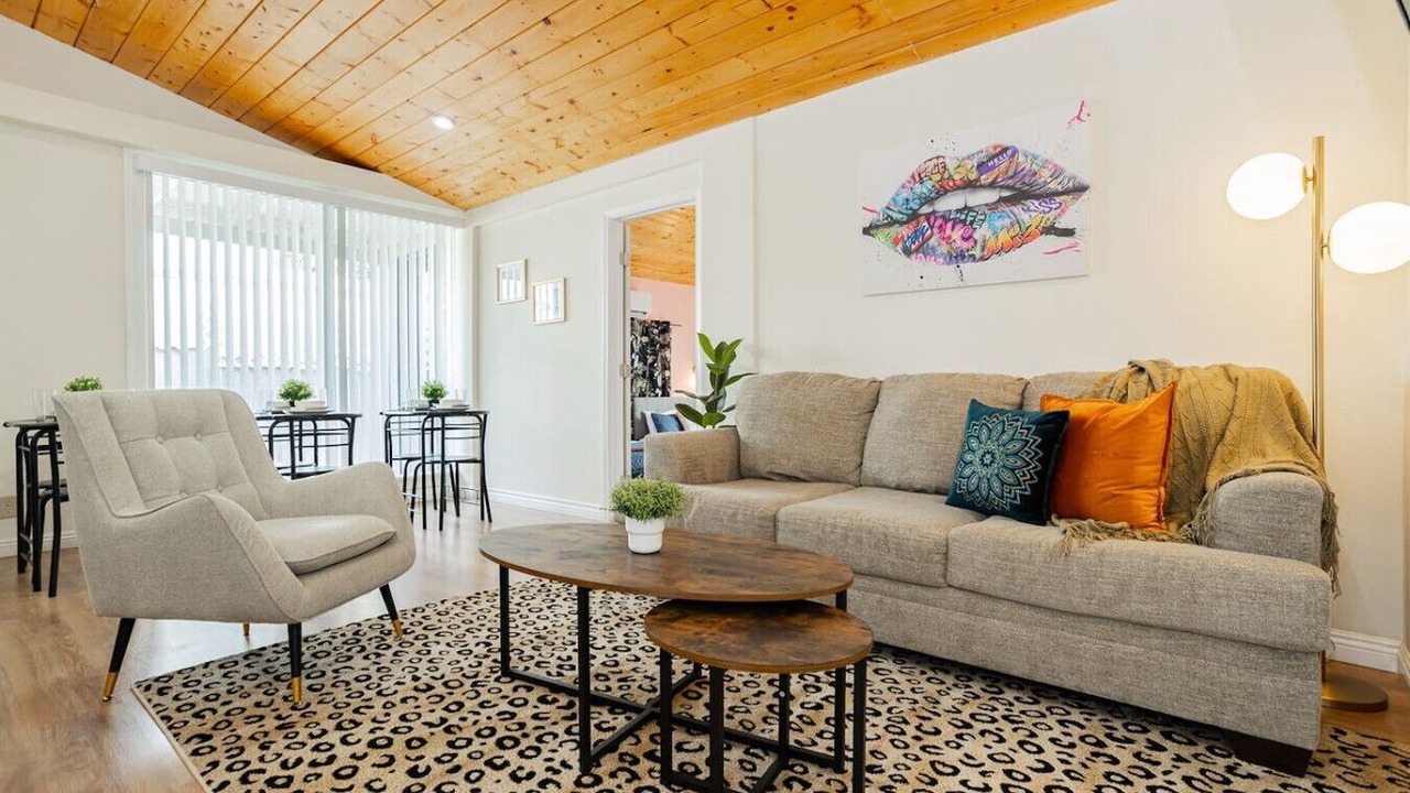 Photo of Livingroom in Beverly Green