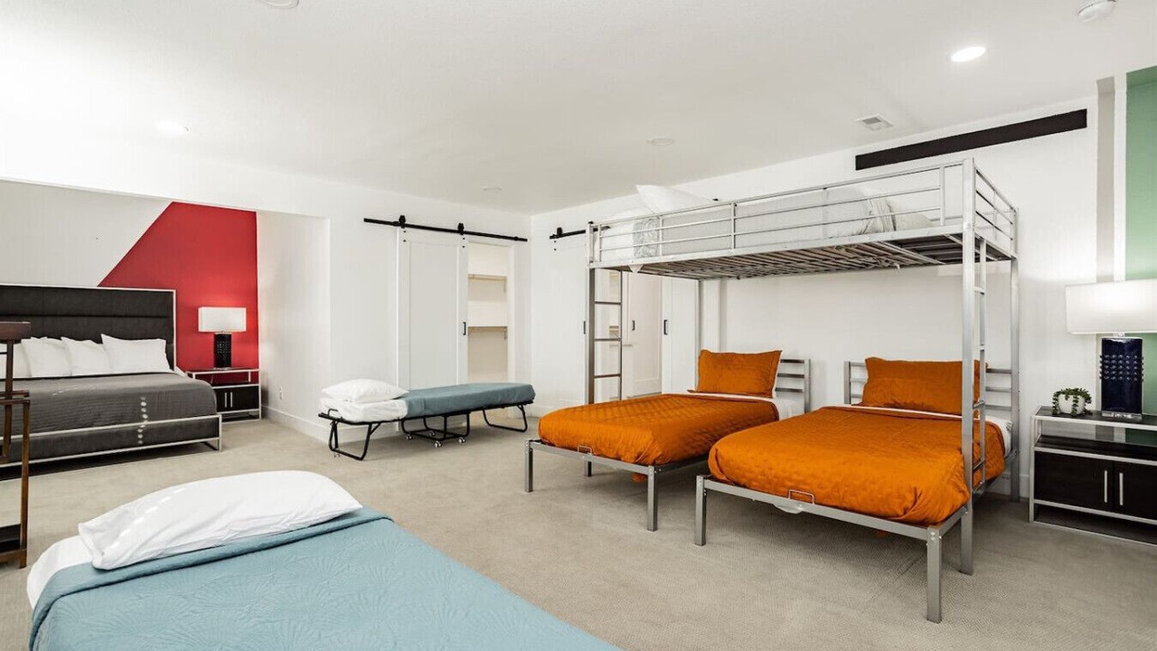 Photo of Bedroom in Glen Heather Estates