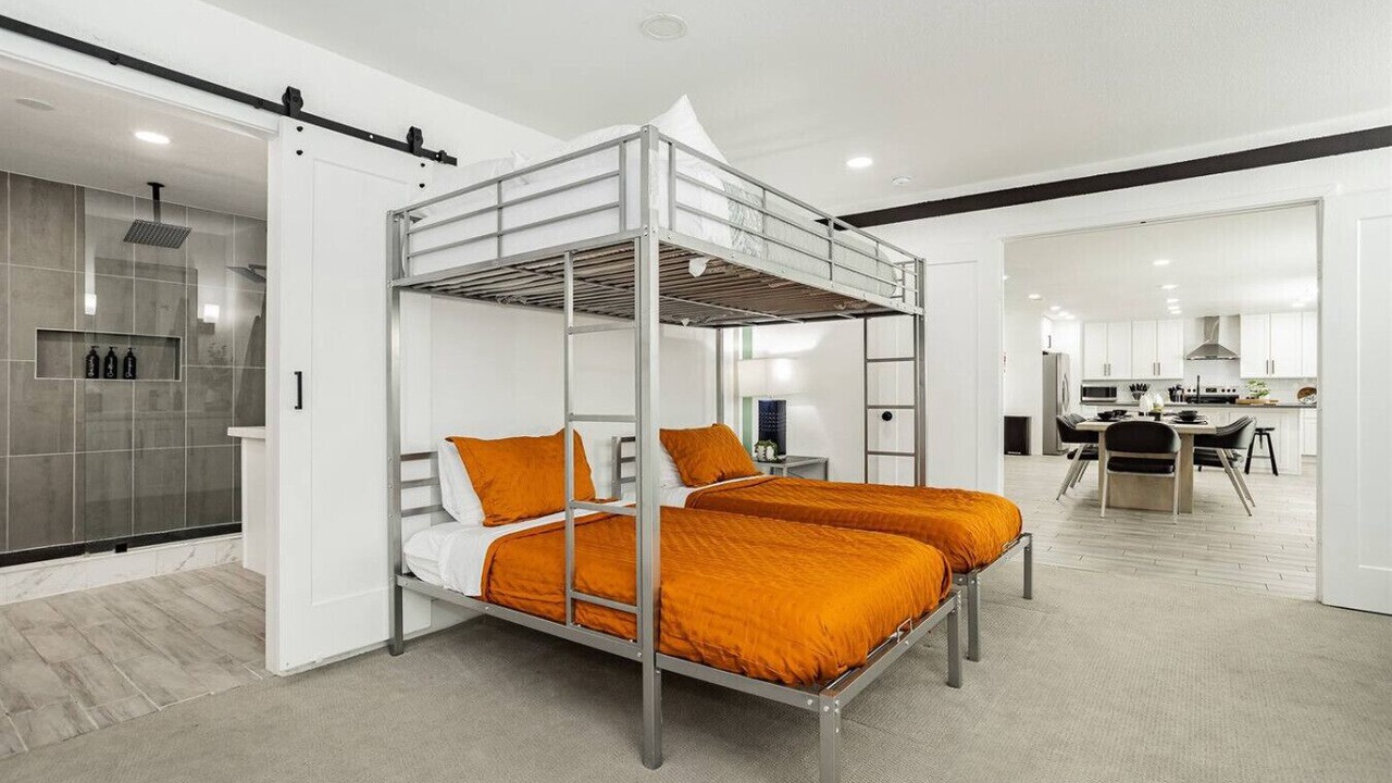 Photo of Bedroom in Glen Heather Estates
