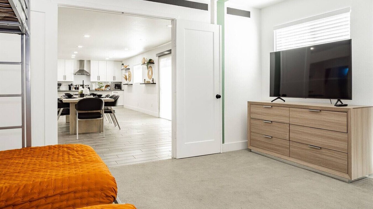 Photo of Bedroom in Glen Heather Estates