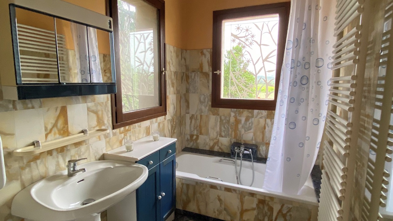 Photo of Bathroom in Tuchan
