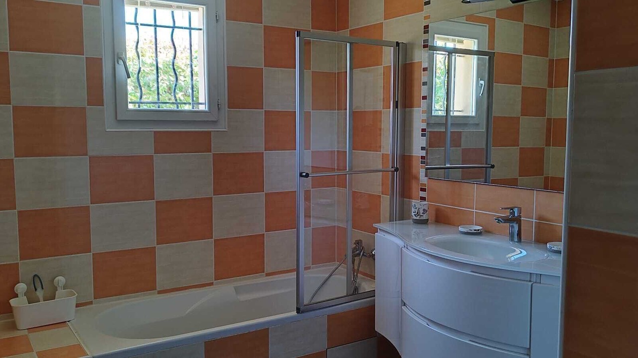 Photo of Bathroom in Mauguio