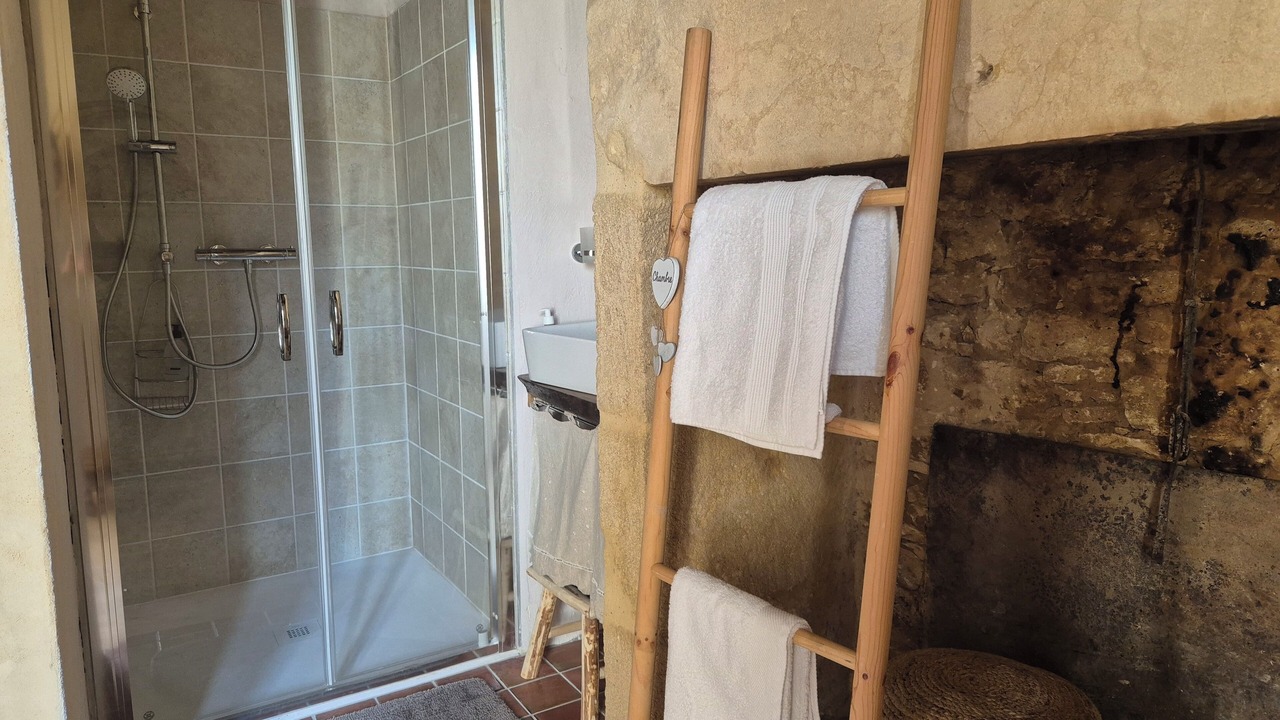 Photo of Bathroom in Prats-du-Perigord