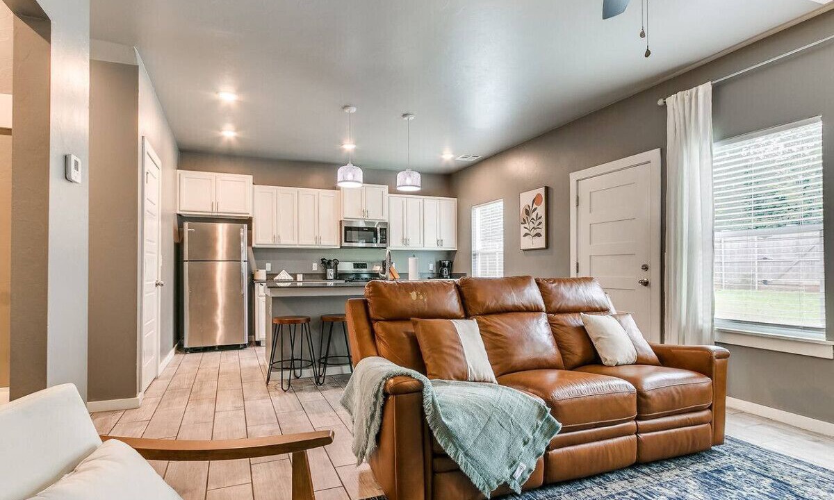 Photo of Livingroom in Midwest City
