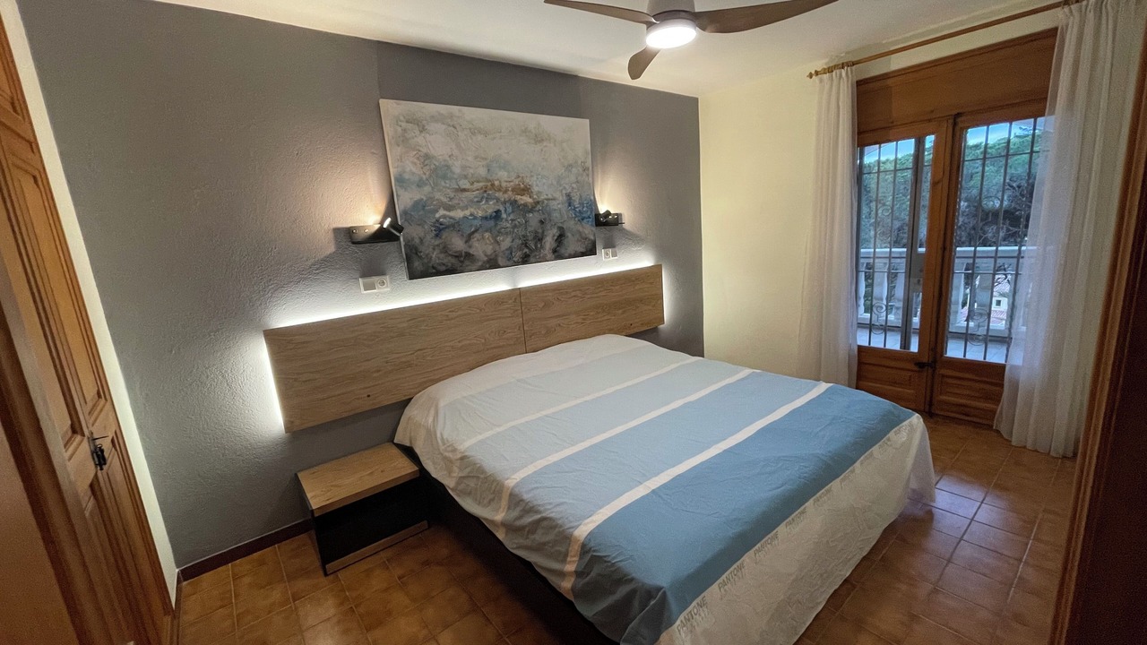 Photo of Bedroom in Pals