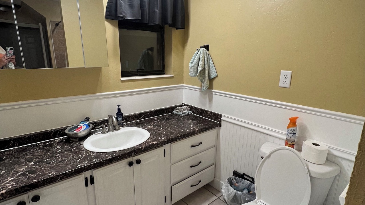 Photo of Bathroom in Moroni