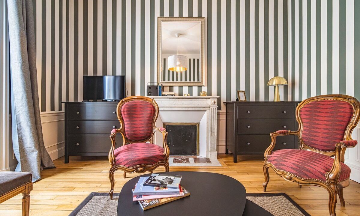 Photo of Others in Centre Erlon