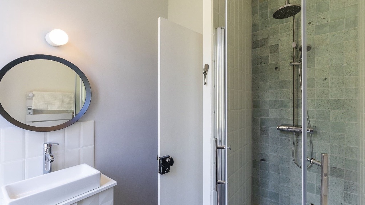 Photo of Bathroom in Esterre
