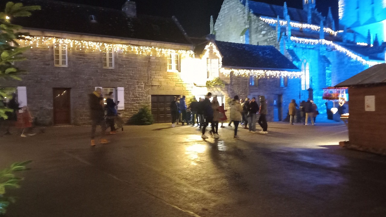 Photo of Others in Locronan
