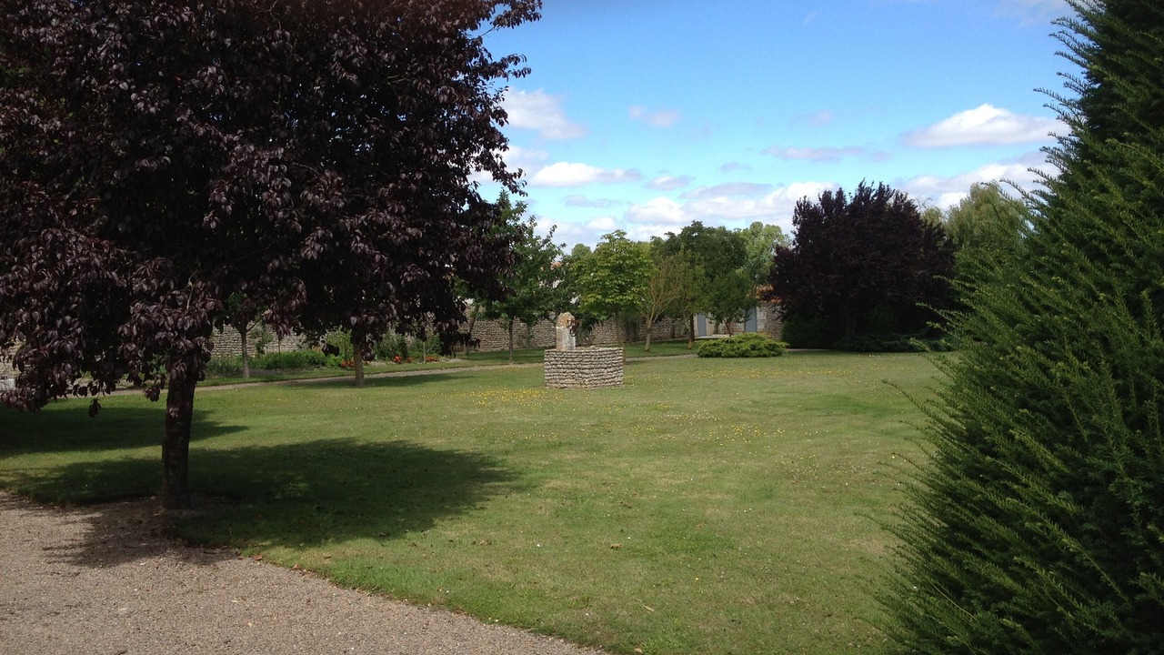 Photo of Outdoor in Champagne-les-Marais